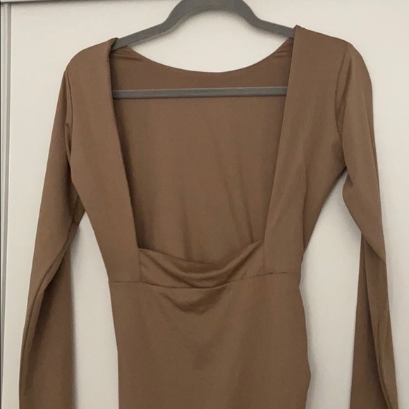 REDUCED! Lioness Backless Champagne Gown, Small - Picture 5 of 5